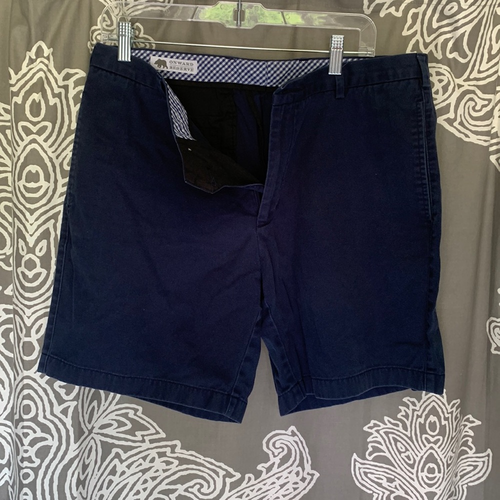 Onward reserve navy shorts 34